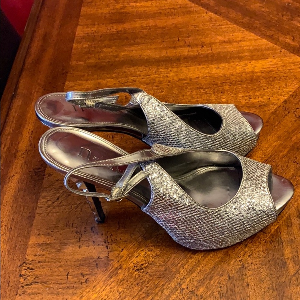 Used Silver Heels - Picture 2 of 4